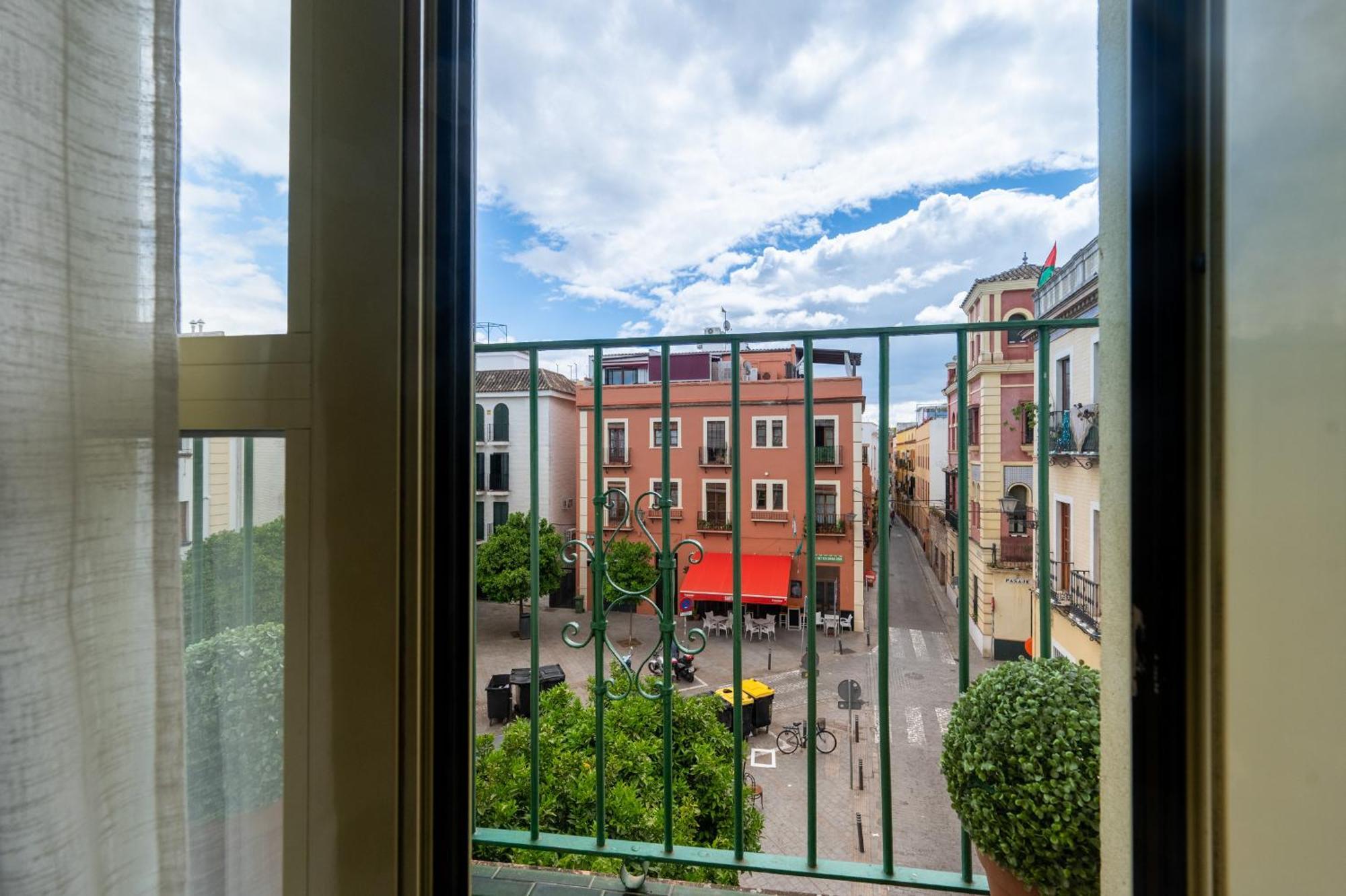 San Julian Apartment Seville Exterior photo